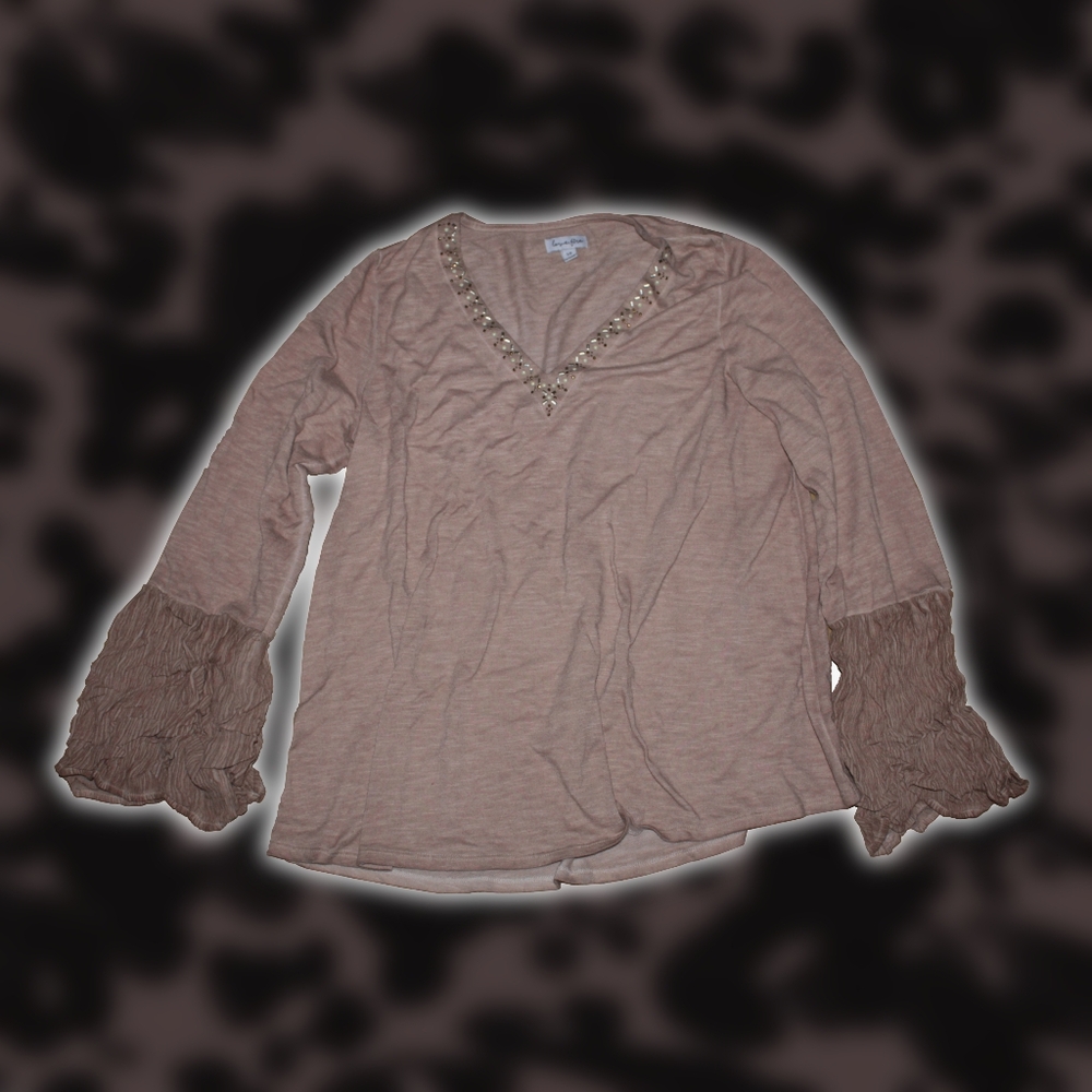 LOVE, FIRE - Light Taupe V-neck Top